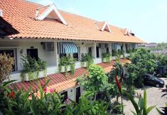 ภายนอกอาคาร 5 Hotel Ngawi Indah