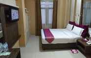 Kamar Tidur 2 Latief Inn Hotel