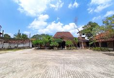 外部的 2 OYO 3983 Balong Kuring Syariah Pringsewu