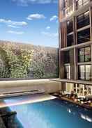 SWIMMING_POOL Arcadia Suites Ploenchit Bangkok 