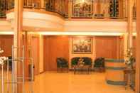 Lobby Hotel Regal Malaysia