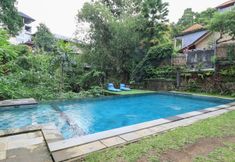 Swimming Pool 5 Yuliati House Ubud