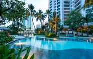 Kolam Renang 2 Chatrium Residence Sathon Bangkok 