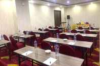 Dewan Majlis Travellers Hotel Phinisi