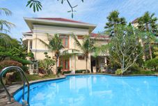 Swimming Pool Ndalem Nugraheni