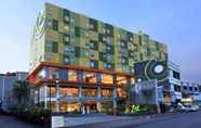 Bên ngoài 3 Zest Sukajadi Bandung by Swiss-Belhotel International