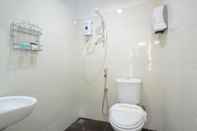 In-room Bathroom Grand Inn - Penang Road