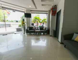 Lobby 2 Hotel 99 Botanik Klang