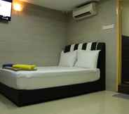 Bedroom 7 New Wave Hotel Seri Kembangan