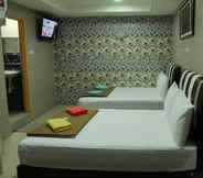 Bedroom 3 New Wave Hotel Seri Kembangan