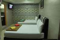 Bedroom New Wave Hotel Seri Kembangan