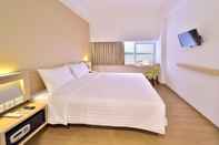 ห้องนอน Whiz Prime Hotel Megamas Manado