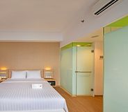 Others 4 Whiz Prime Hotel Megamas Manado