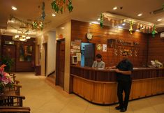 Lobby 2 Meldrum Hotel