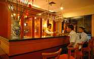 Bar, Kafe dan Lounge 6 Harbour Bay Amir Hotel