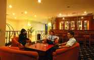 Bar, Kafe dan Lounge 7 Harbour Bay Amir Hotel