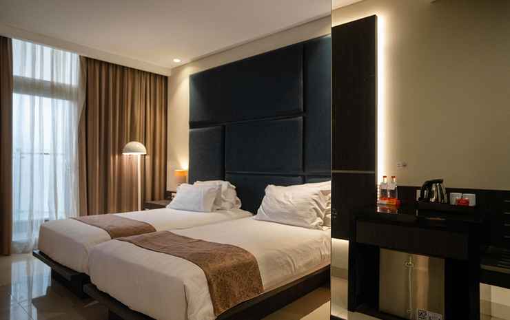 Grandia Hotel Bandung Bandung - Deluxe Twin with Balcony - (2 Single Beds, Smoking, No View)