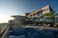 Swimming Pool Grandia Hotel Bandung