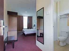 Kamar Tidur 4 World Youth Hotel