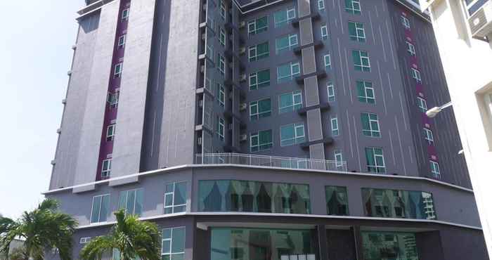 ภายนอกอาคาร Midcity Hotel Melaka