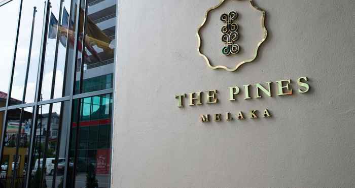 ภายนอกอาคาร The Pines Melaka