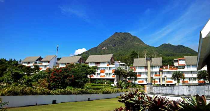 Exterior Amartahills Hotel and Resort Batu