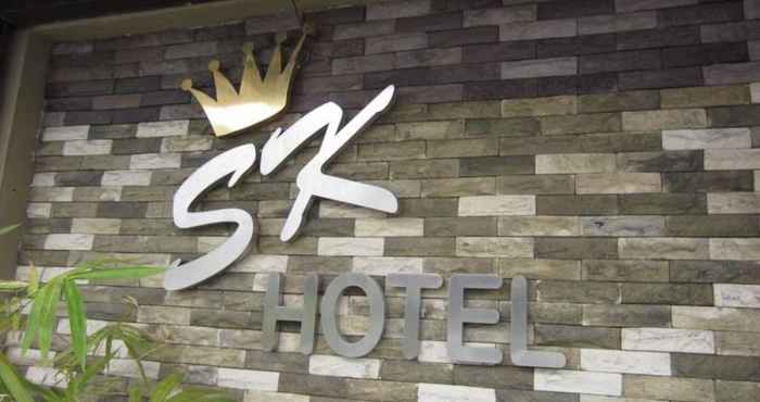 Exterior SK Hotel 1