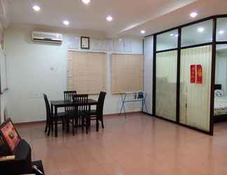 Lobby 2 Dahong Commerce