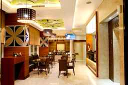 Biz Boulevard Hotel Manado, Rp 350.500