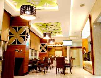 Lobi 2 Biz Boulevard Hotel Manado