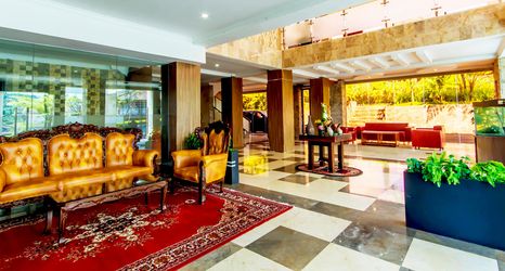 Lobby 2 Hotel Albis