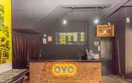 Lobi 6 SUPER OYO 44032 Zzz Hotel