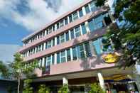 Bên ngoài Value Hotel Balestier