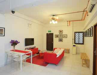 Lobby 2 GUSTI Bed & Breakfast Singapore