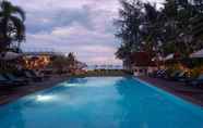 Kolam Renang 3 Royal Lanta Resort & Spa