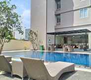 Swimming Pool 5 Horison Hotel Sukabumi