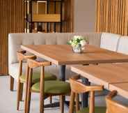 Restaurant 6 Allstay Hotel Semarang Simpang Lima