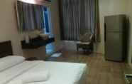 Bedroom 3 New Town Hotel Puchong