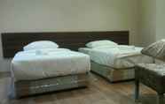 Bedroom 4 New Town Hotel Puchong