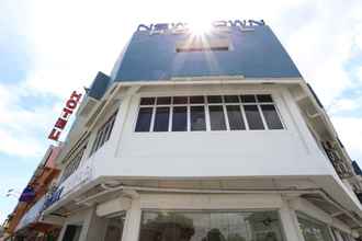 Bên ngoài 4 New Town Hotel Klang