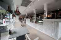 Bar, Cafe and Lounge The Boathouse Phuket