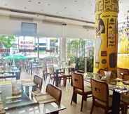 Restoran 6 OYO 102 Diamond Residence Silom