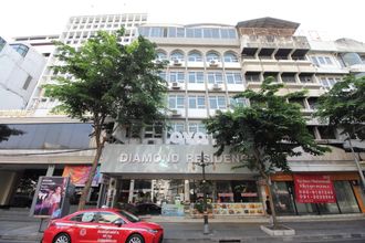 Bangunan 4 Diamond Residence Silom