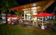 Restaurant 4 The Briza Beach Resort Khaolak 