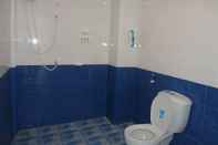 Toilet Kamar Beach House Pattaya