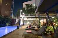 Swimming Pool Siam Piman Hotel