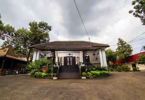 Exterior Horison Resort Tlogo Semarang