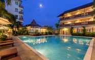 Swimming Pool 6 Chaiyapruek Suites Pattaya