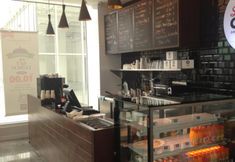 Bar, Cafe and Lounge 7 WP Hotel