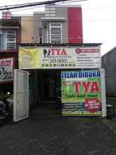 Exterior 4 Tya Backpackers